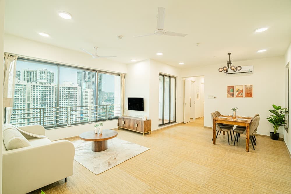 3 BHK in Mahindra Splendour